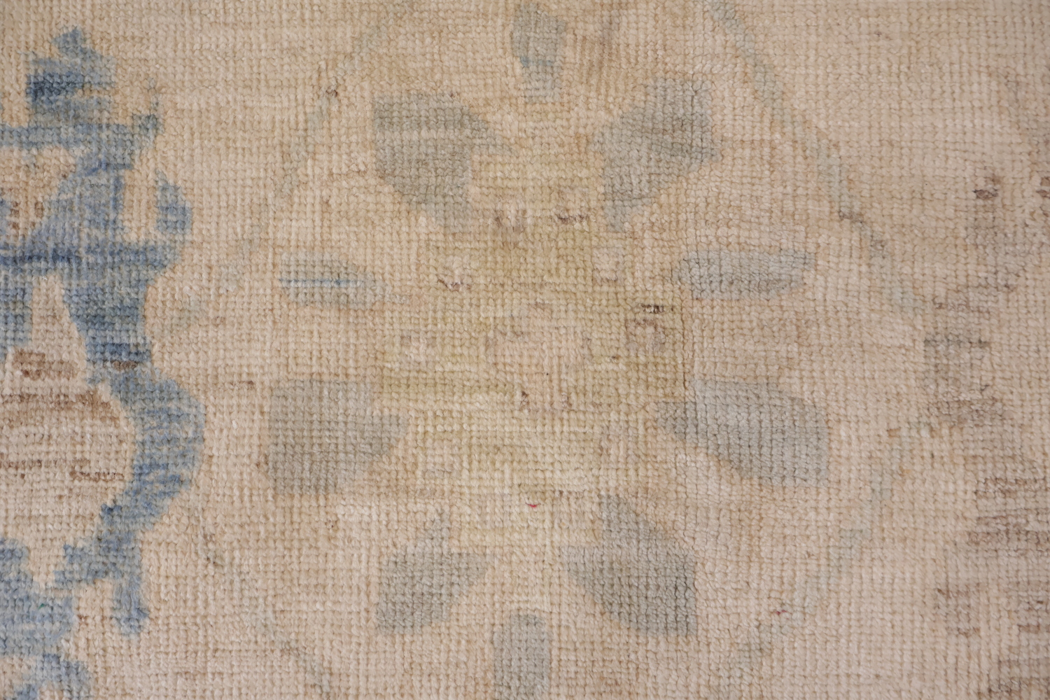 Elegant Minimalist Wool Oushak Rug with Subtle Floral Accents 8x10