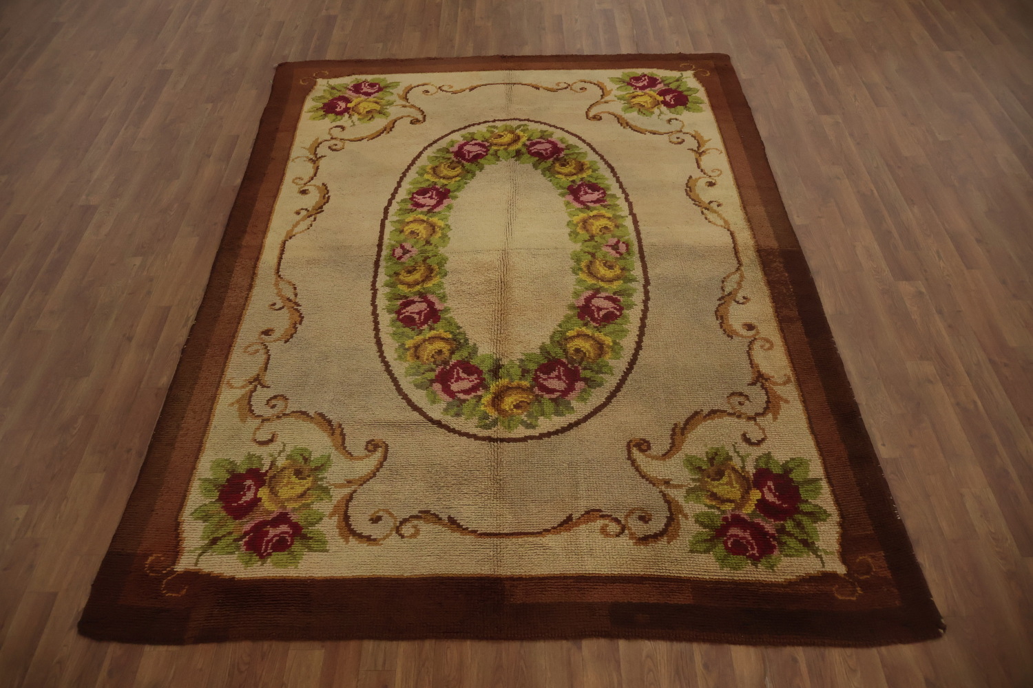 Elegant Savonnerie Aubusson Area Rug 6x9 with Ornate Oval Design
