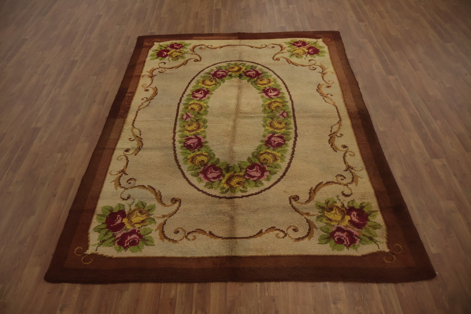 Elegant Savonnerie Aubusson Area Rug 6x9 with Ornate Oval Design