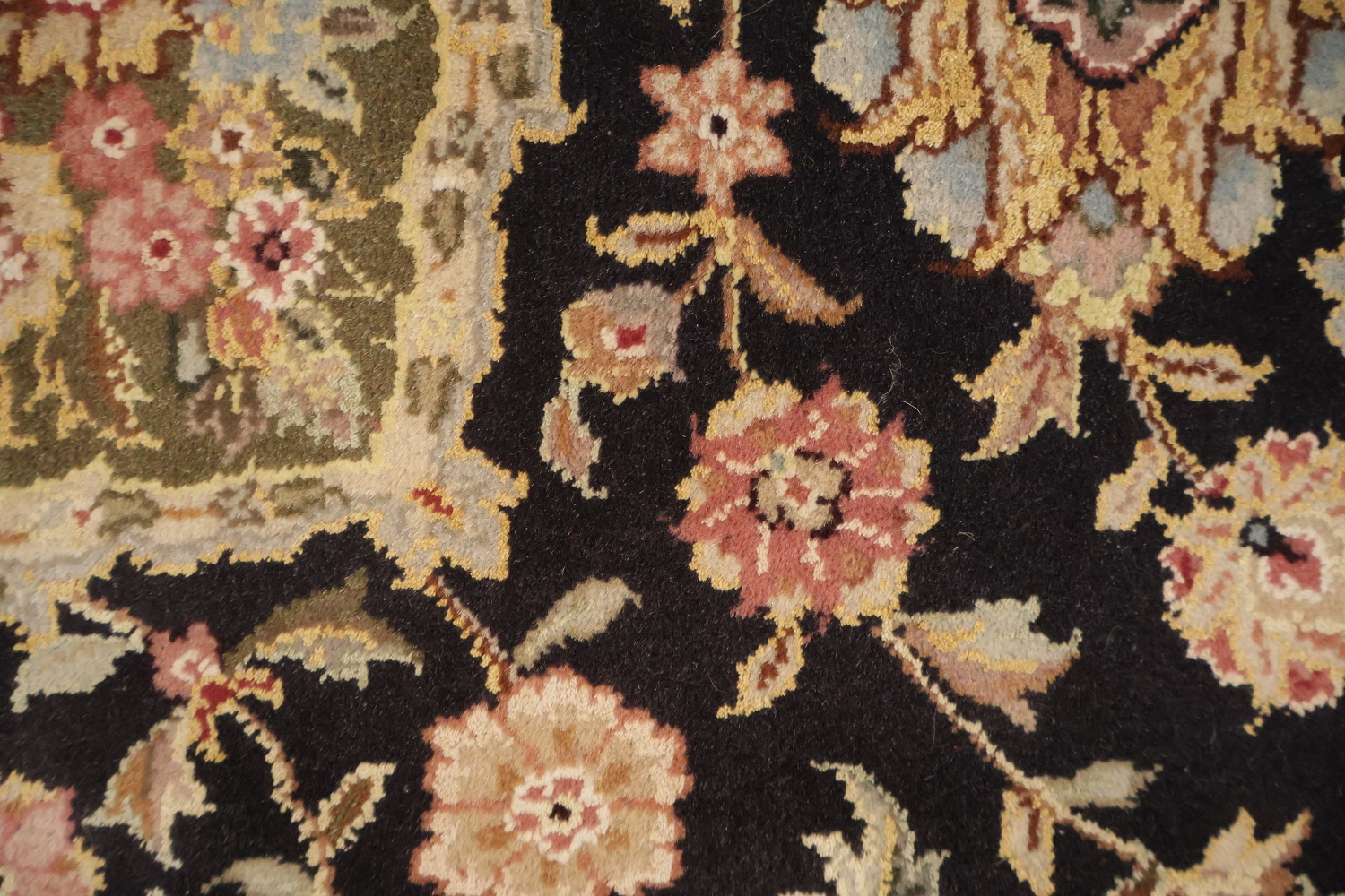 Classic Design Navy Blue and Pink Pak Persian Rug Perfect for Traditional Room 8x10