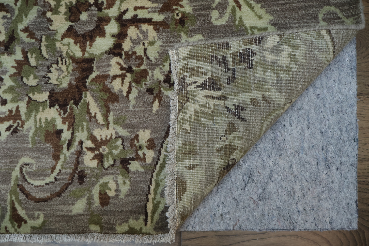 Classic Paisley Design Taupe Brown Rug Perfect for Traditional Living Rooms 9x12