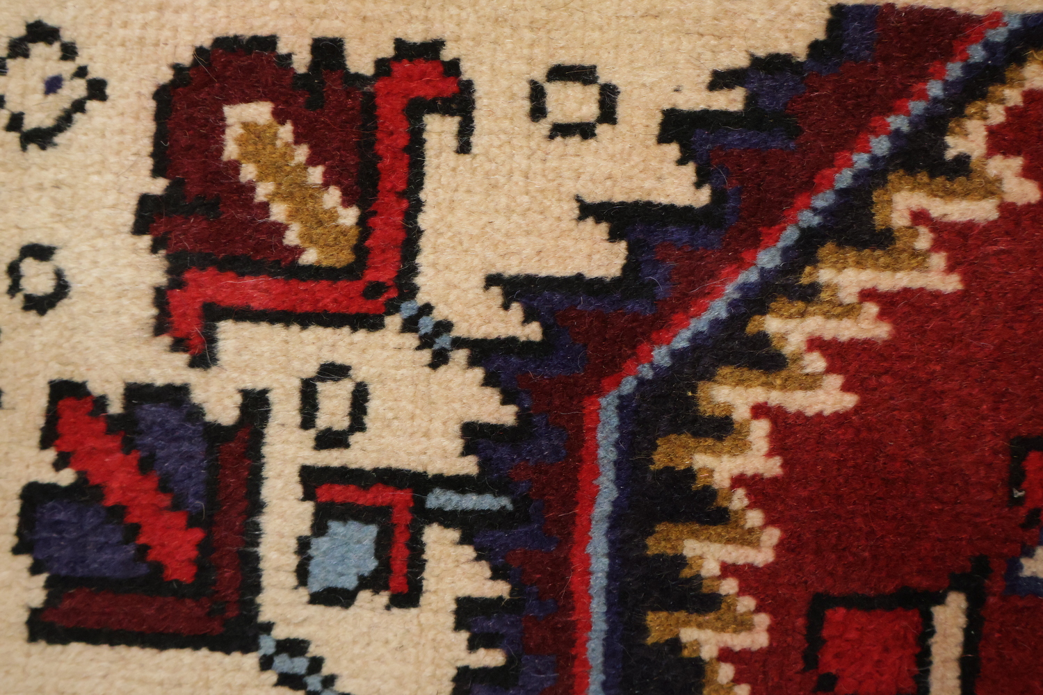 Geometric Red Heriz Persian Area Rug 5x7