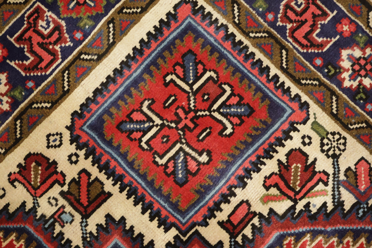New Geometric Red Heriz Persian Wool Rug 5x7