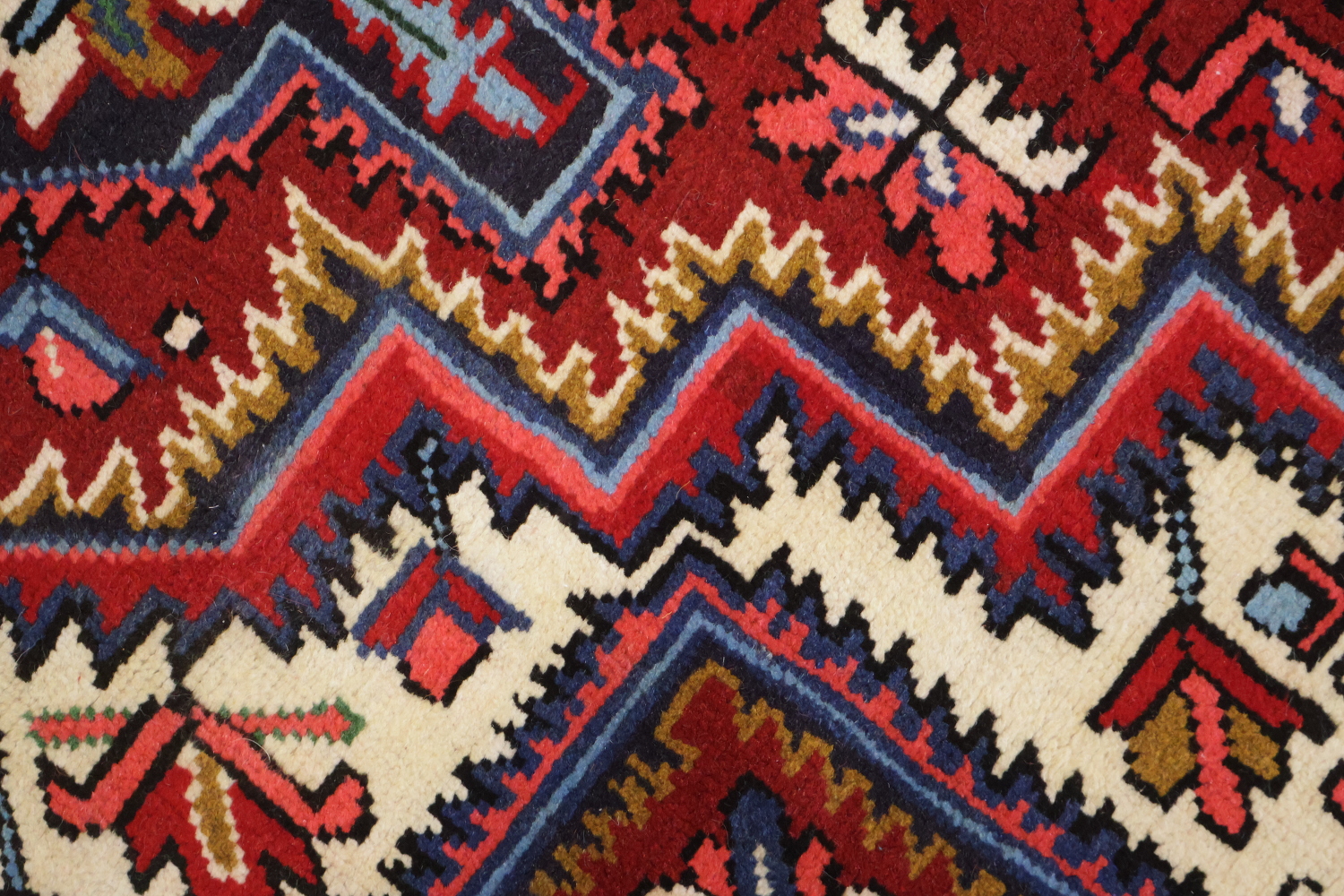 New Geometric Red Heriz Persian Wool Rug 5x7