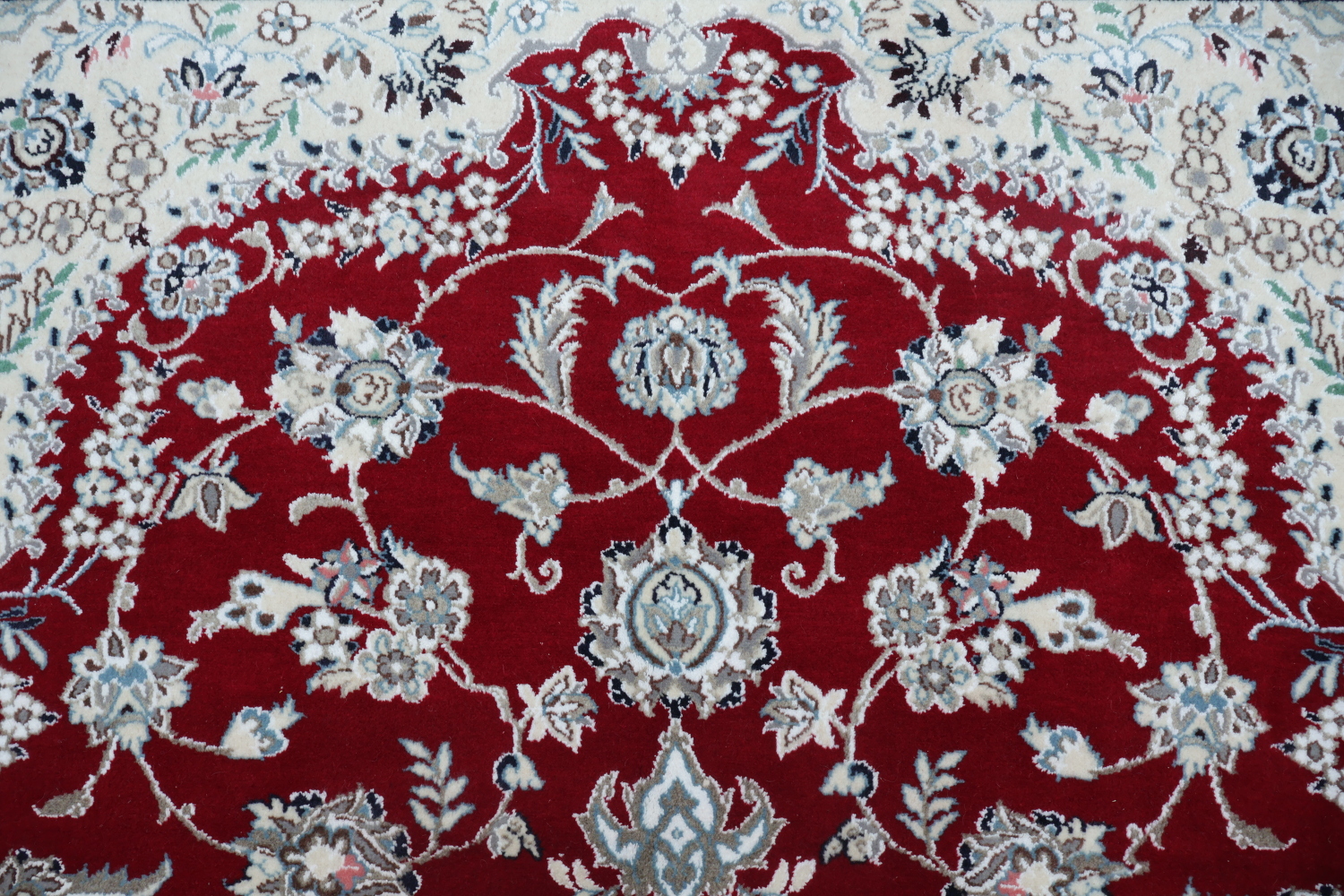 Elegant Red and White Floral Nain Persian Area Rug for Living Rooms 7x10