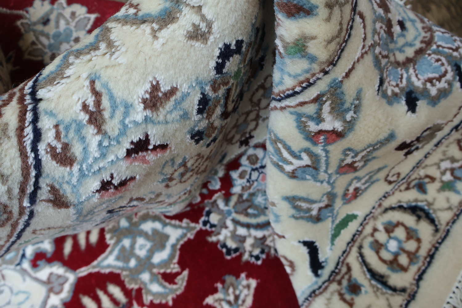 Elegant Red and White Floral Nain Persian Area Rug for Living Rooms 7x10
