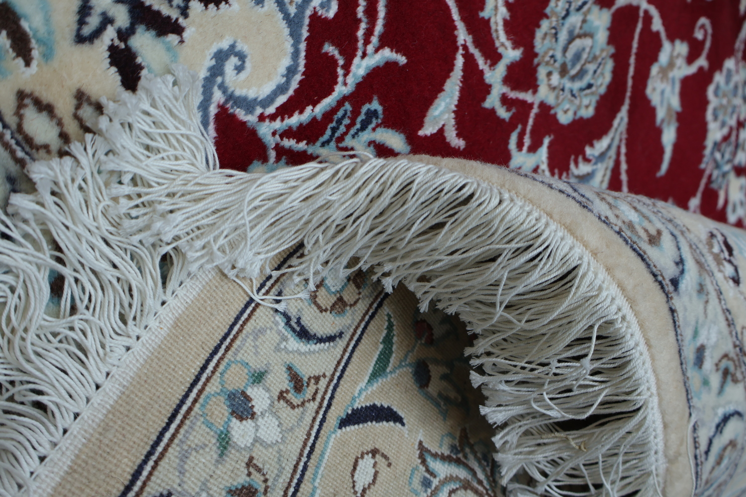 Luxurious Red Nain Persian Rug with Elegant Floral Patterns 6x10