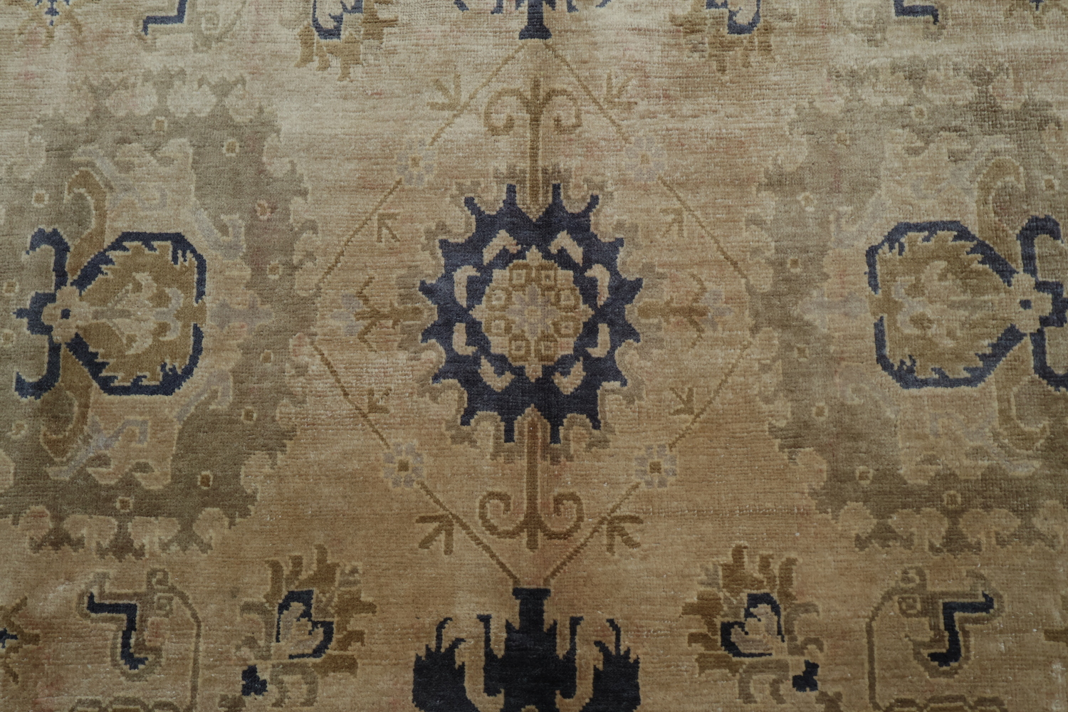 Antique Look Geometric Sultanabad Persian Area Rug 7x10