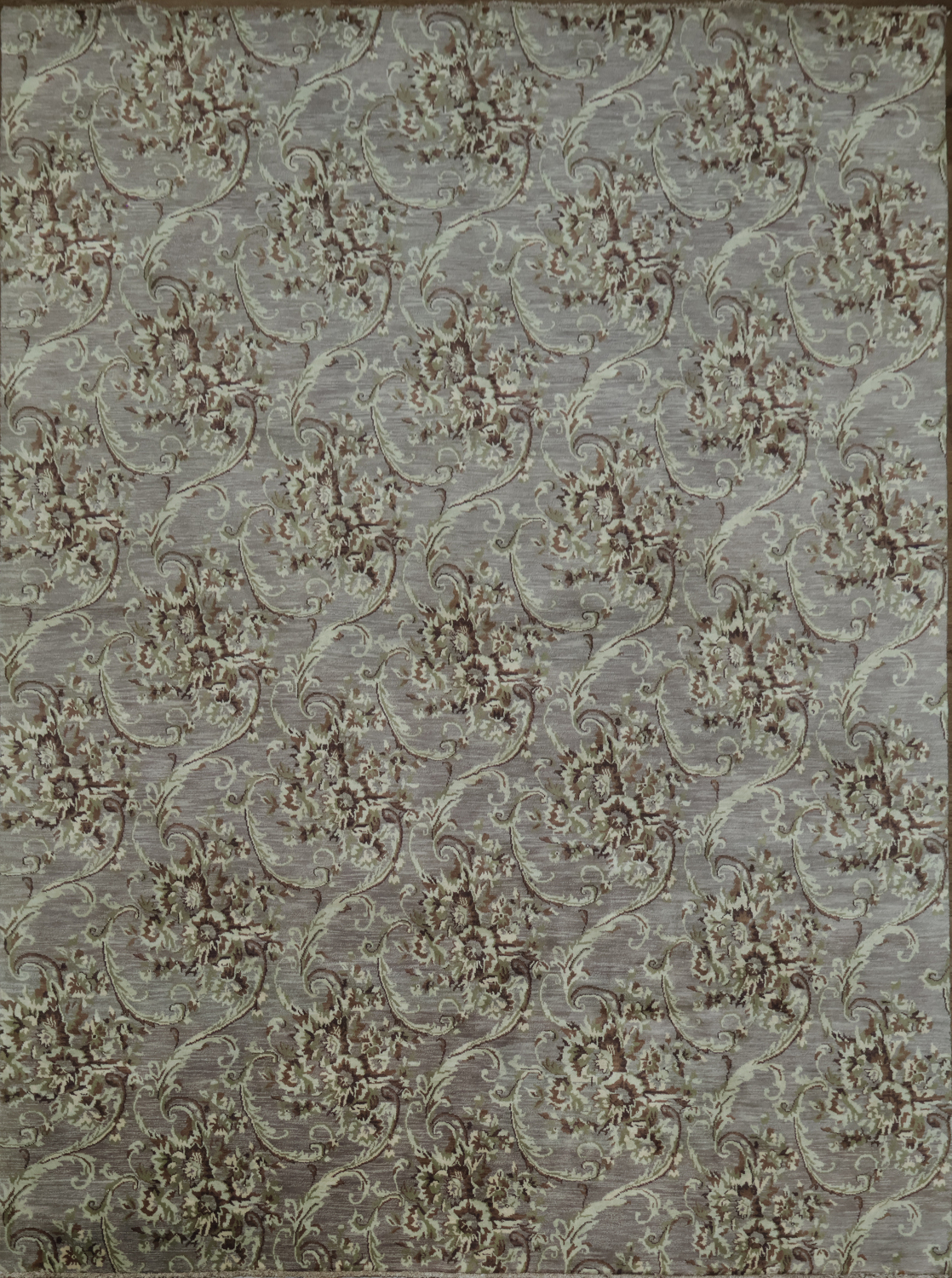 Luxurious Brown Rug with Detailed Paisley Patterns for Living Spaces 9x12