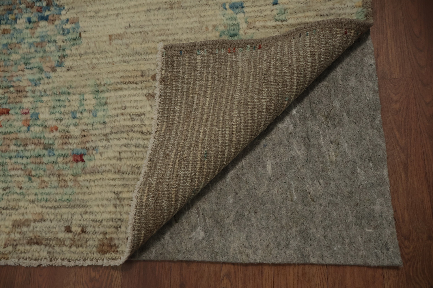 Abstract Earth-Toned Modern Area Rug 9x12 with Distressed Texture Style