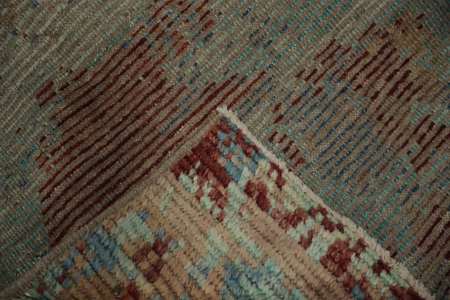 Abstract Earth-Toned Modern Area Rug 9x12 with Distressed Texture Style