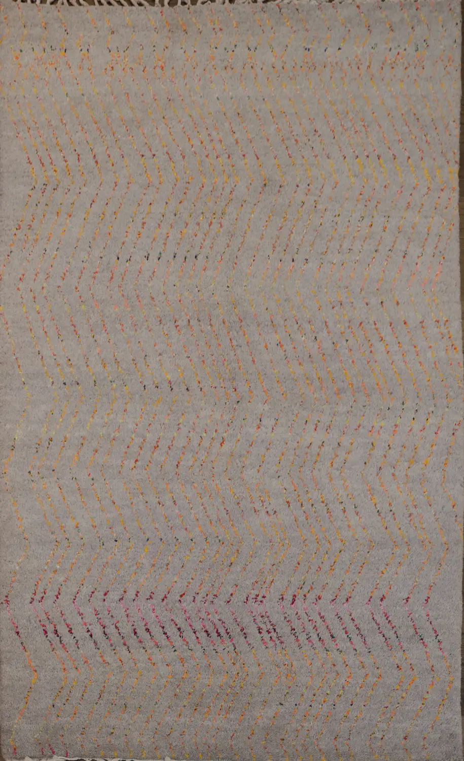 Chic Contemporary Gray Rug with Intricate Zigzag Lines for Living Area 5x8