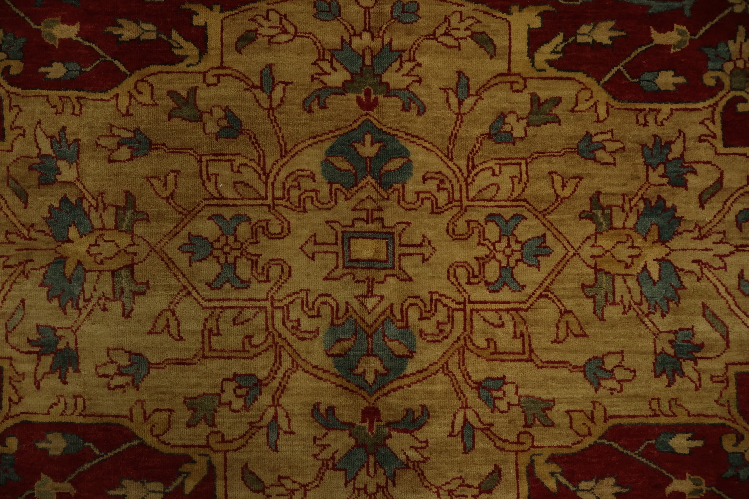 Classic Decorative Heriz Serapi Area Rug 8x10 with Timeless Design