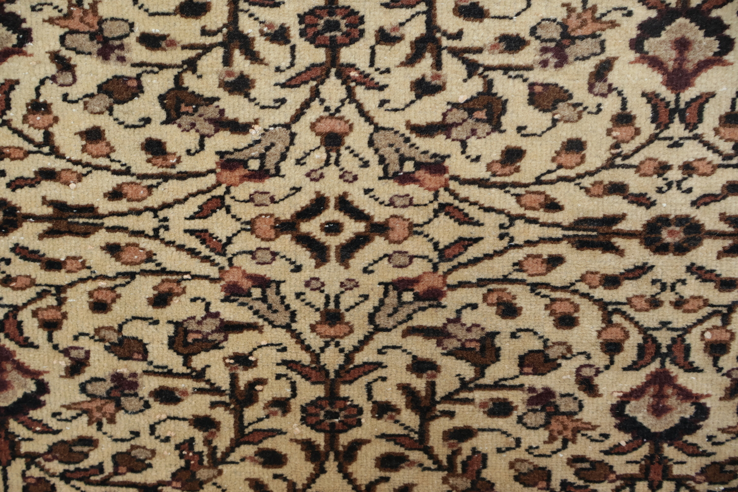 Vintage Floral Pattern Turkish Rug with Classic Brown Border Design 7x10