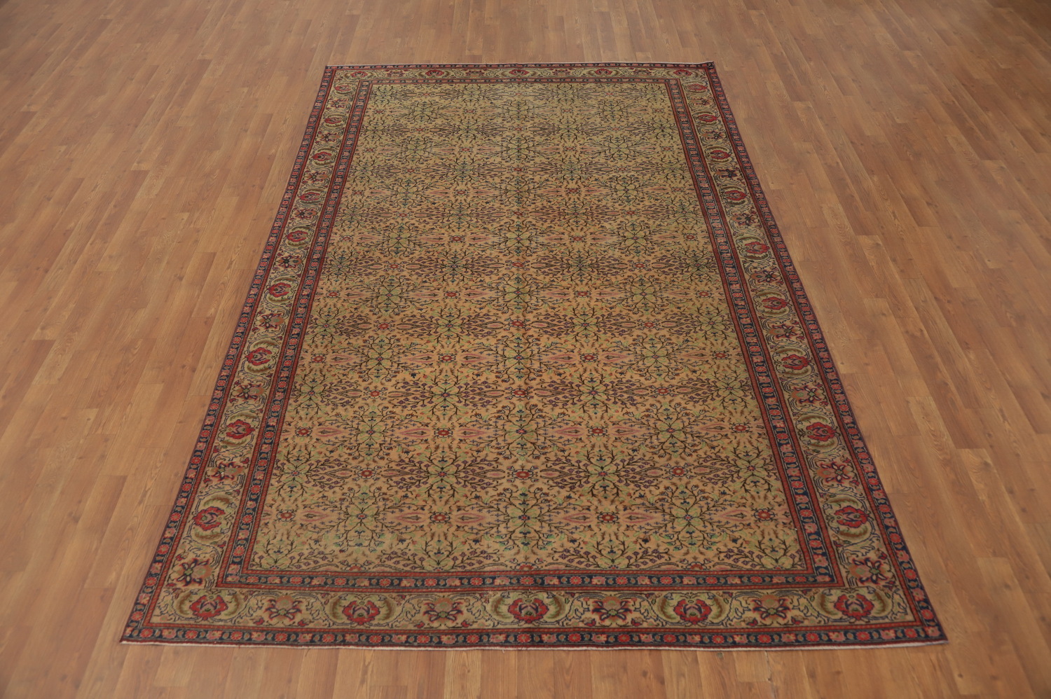 Antique Sivas 100% Vegetable Dye Area Rug 6x10