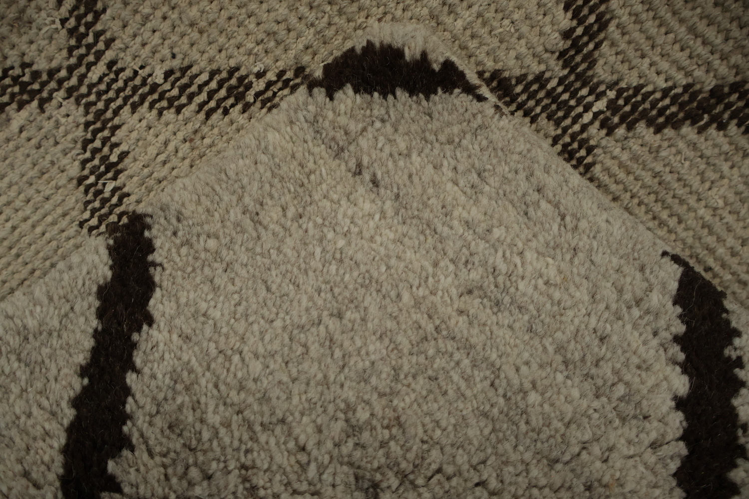 Diamond Grid Moroccan Area Rug 8x10 Perfect for Any Elegant Setting