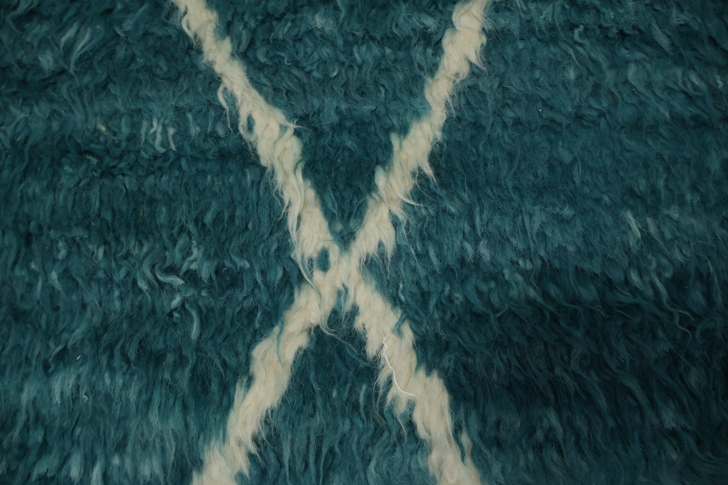 Sophisticated Teal Diamond Moroccan Area Rug 7x10 for Elegant Interiors
