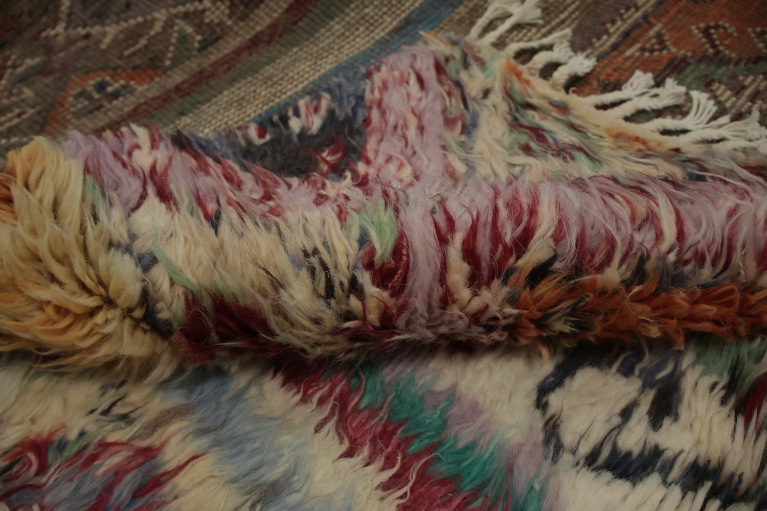 Authentic Moroccan Area Rug 7x10 with Vivid Patterns for Timeless Charm