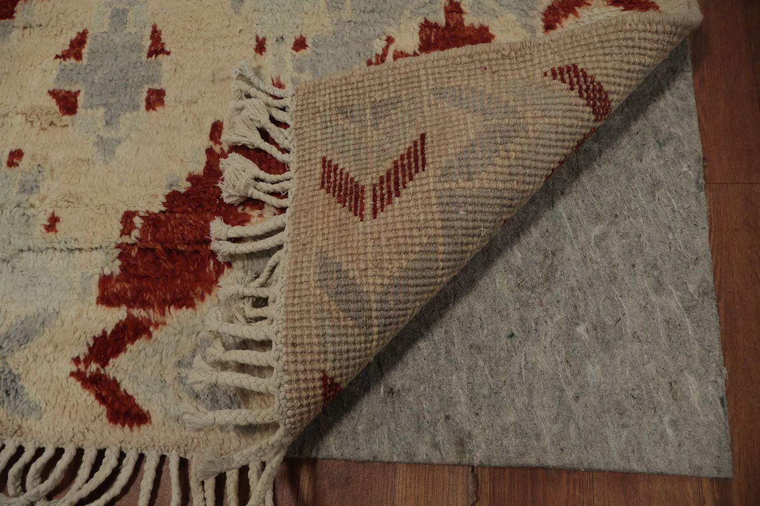 Rustic Moroccan Area Rug 6x9 with Authentic Geometric Patterns