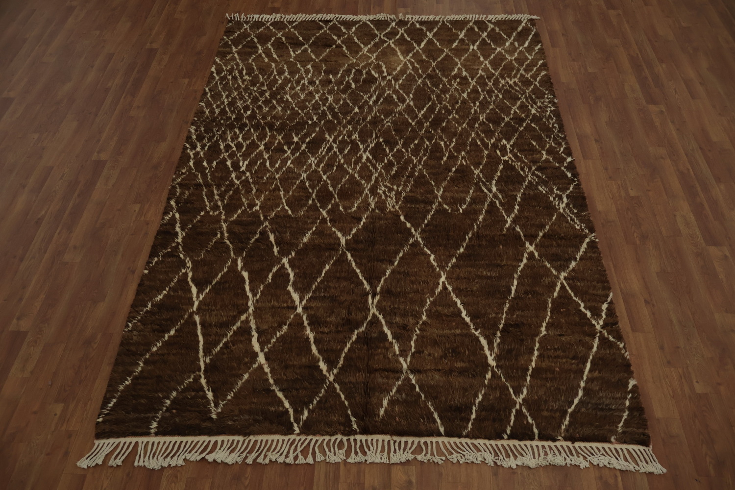 Luxurious Moroccan Area Rug 6x9 with Subtle Geometric Latticework