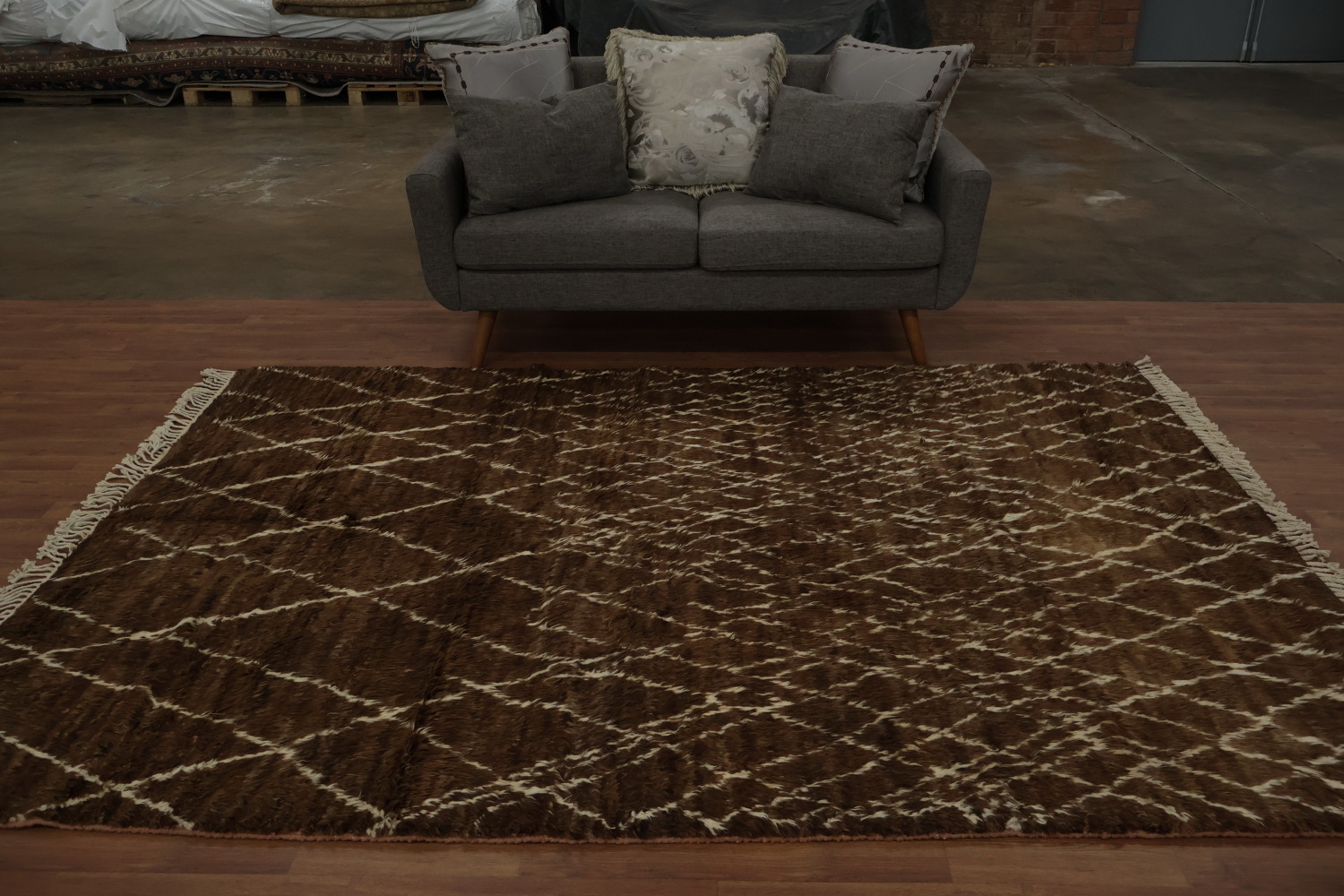 Luxurious Moroccan Area Rug 6x9 with Subtle Geometric Latticework