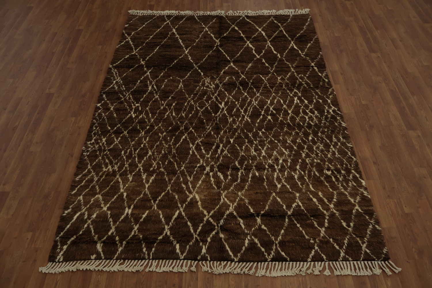 Luxurious Moroccan Area Rug 6x9 with Subtle Geometric Latticework