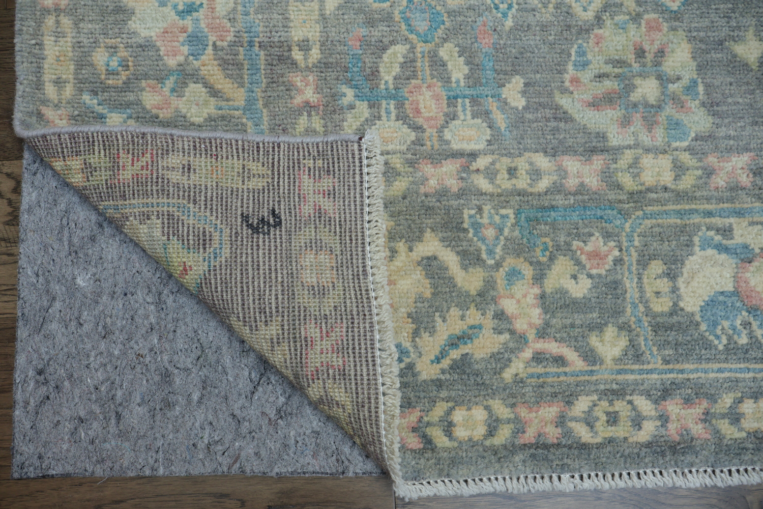 Sophisticated Floral Oushak Turkish Rug in Soft Gray for Timeless Home Decor 6x9