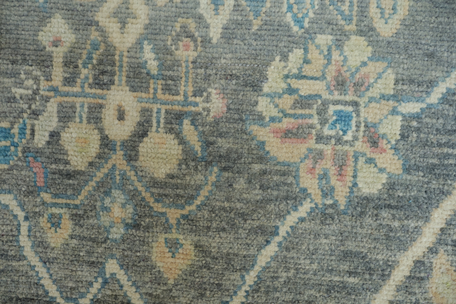 Sophisticated Floral Oushak Turkish Rug in Soft Gray for Timeless Home Decor 6x9