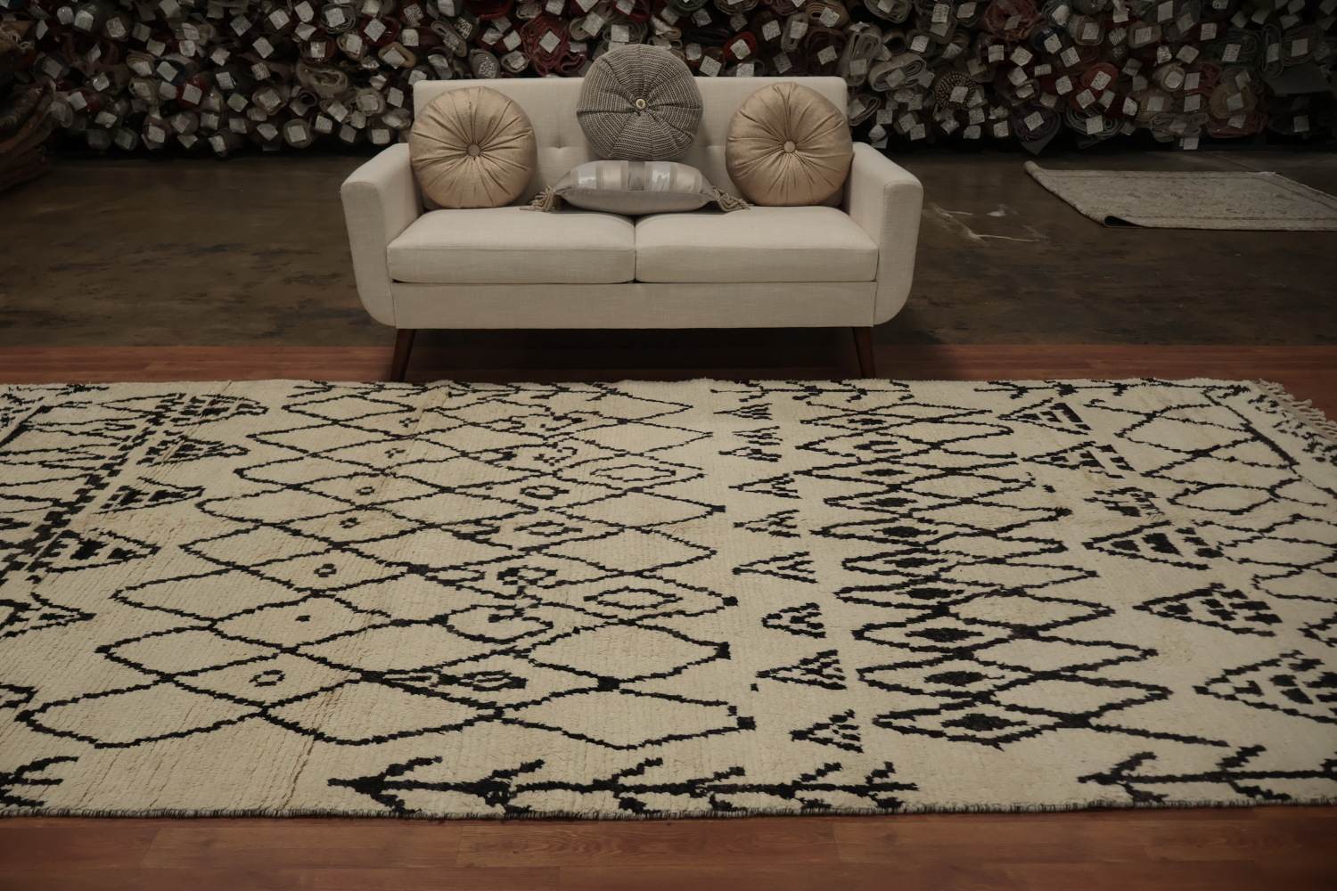 Elegant Moroccan Area Rug 6x12 Featuring Timeless Artistic Patterns