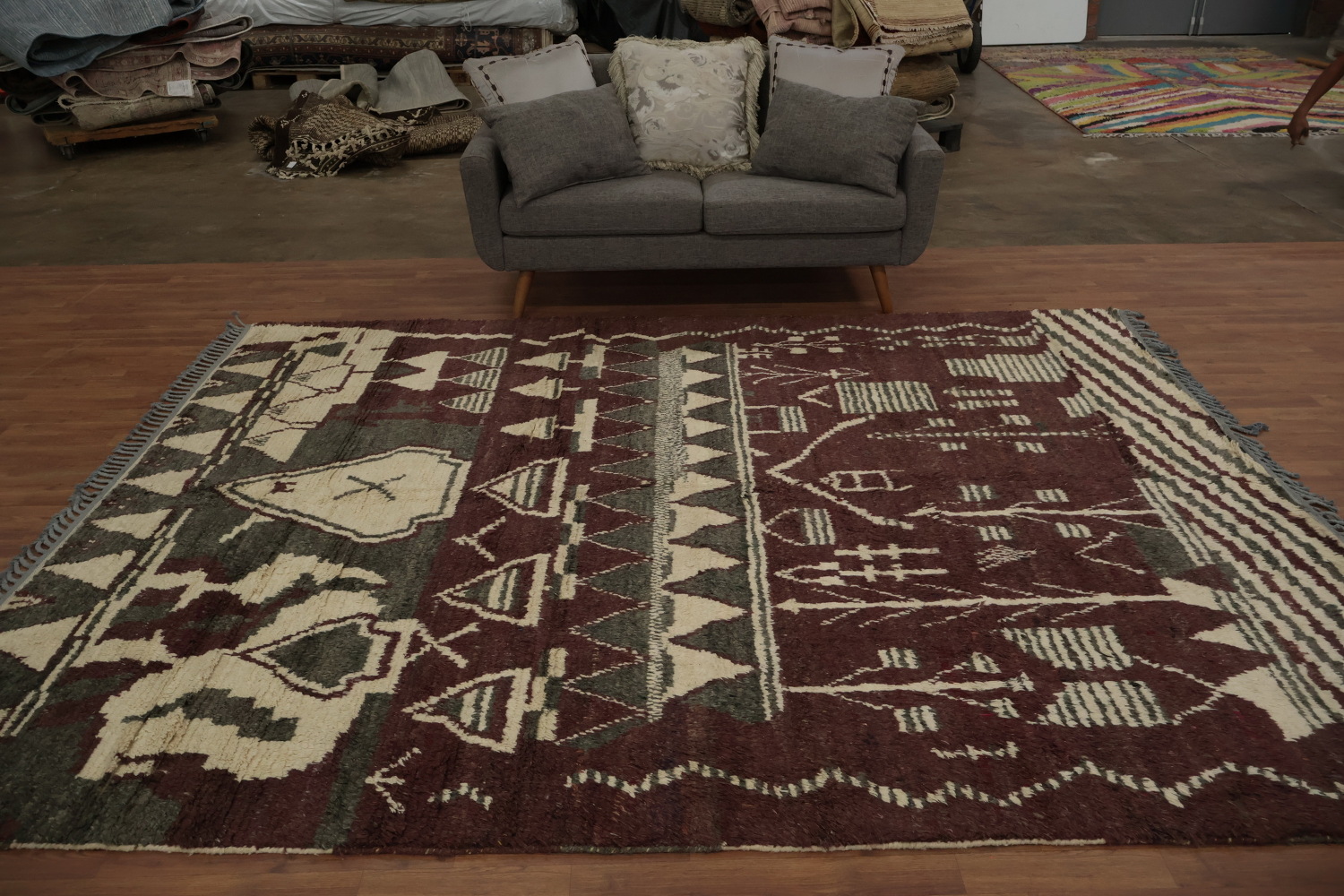 Artistic Design Moroccan Area Rug 8x10 with Bold Geometric Motifs