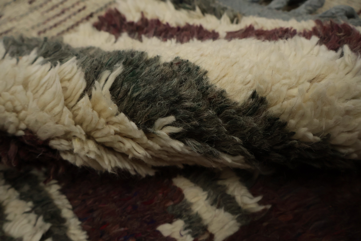 Artistic Design Moroccan Area Rug 8x10 with Bold Geometric Motifs