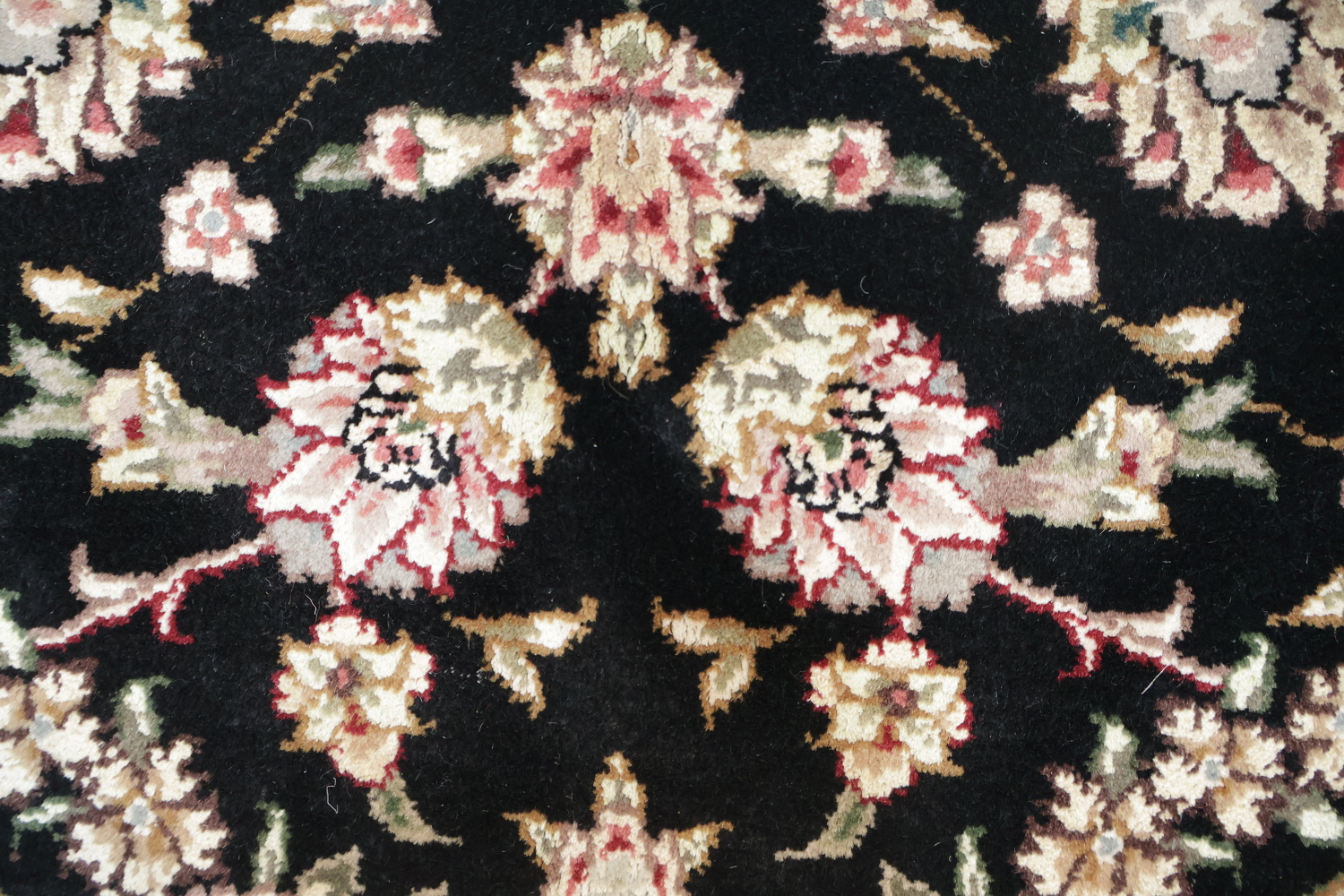 Elegant Floral Medallion Aubusson Chinese Rug in Classic Beige and Black Tones
