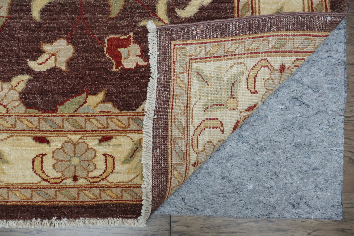 Classic Brown Peshawar Area Rug with Enchanting Floral Details for Rich Room Ambiance 5x7