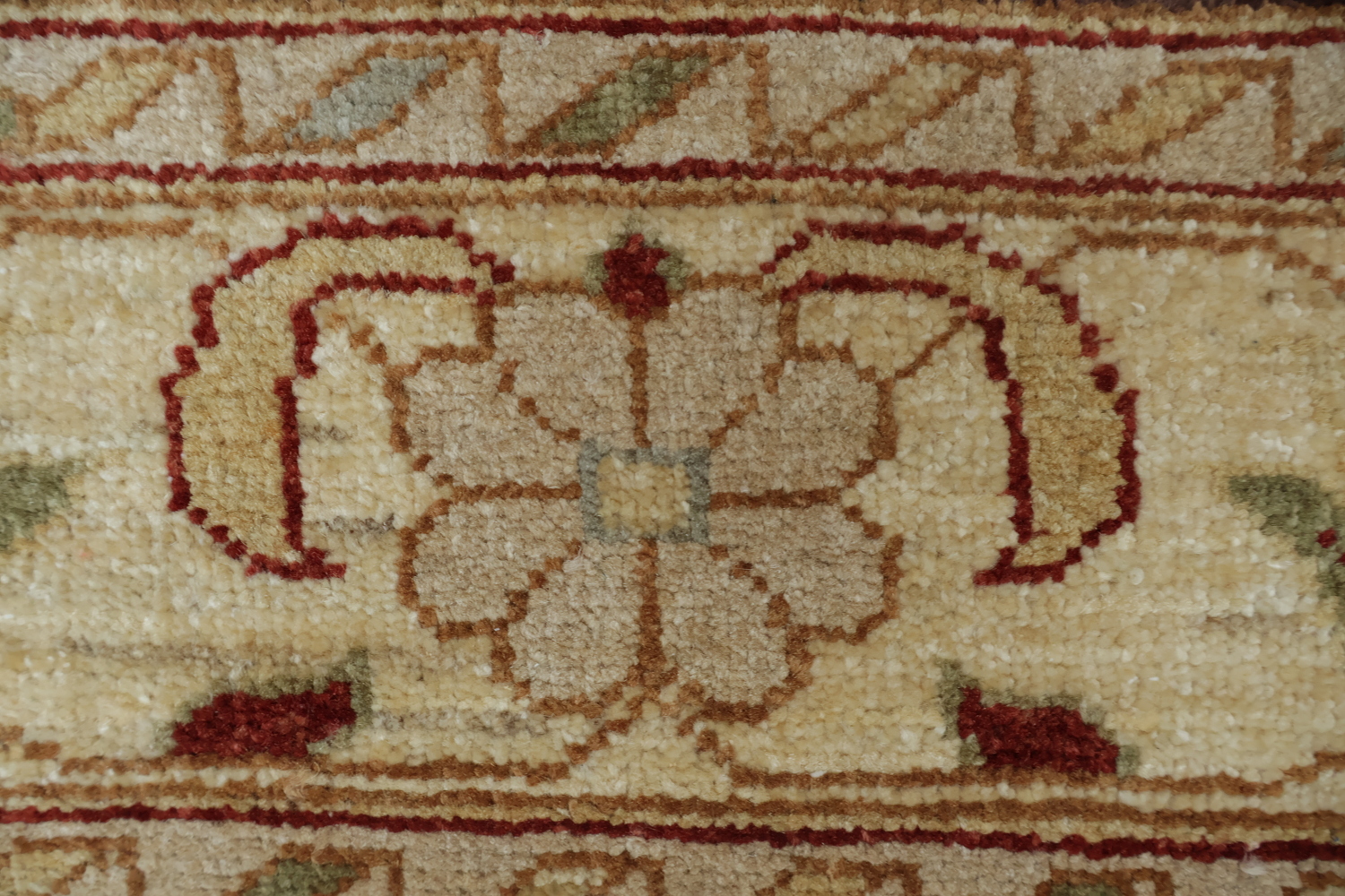 Classic Brown Peshawar Area Rug with Enchanting Floral Details for Rich Room Ambiance 5x7