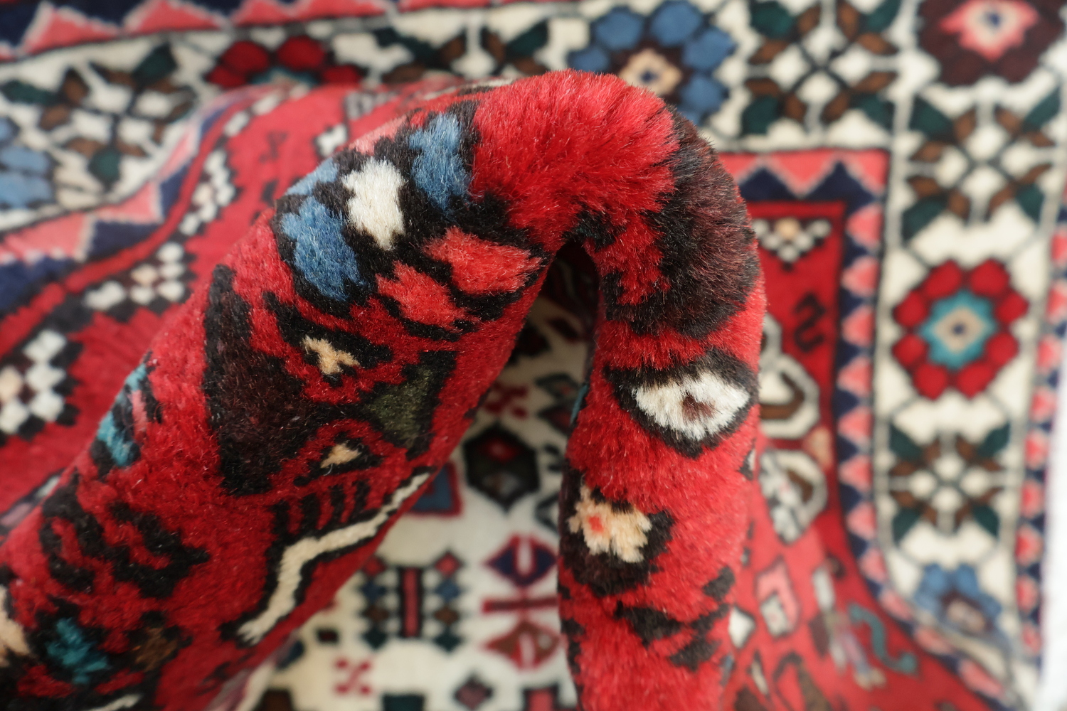 Vegetable Dye Tribal Abadeh Persian Area Rug 3x5