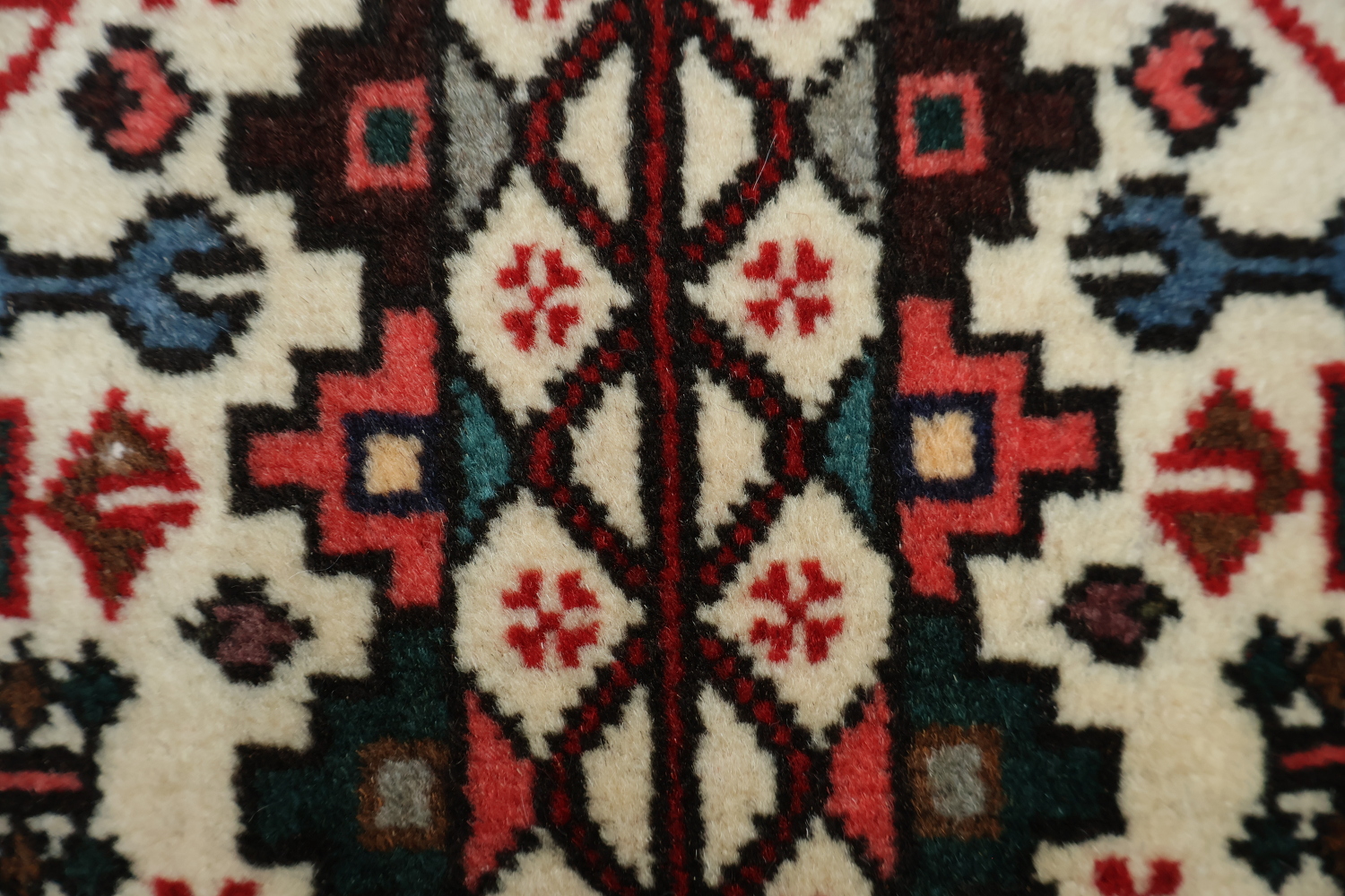 Vegetable Dye Tribal Abadeh Persian Area Rug 3x5