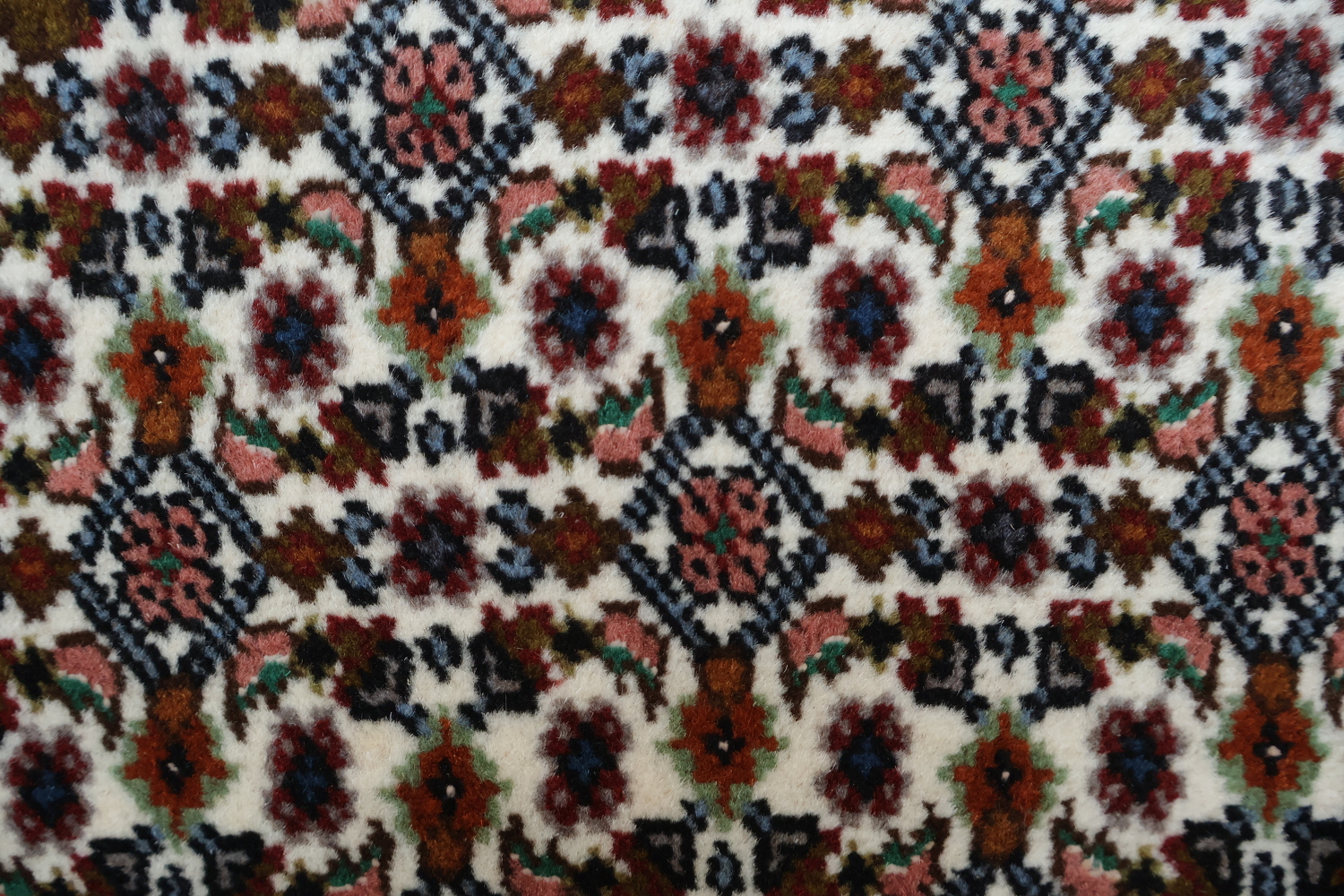 Wool and Silk Persian Tabriz Mahi design Area rug with an ivory field and Black Border 5x7