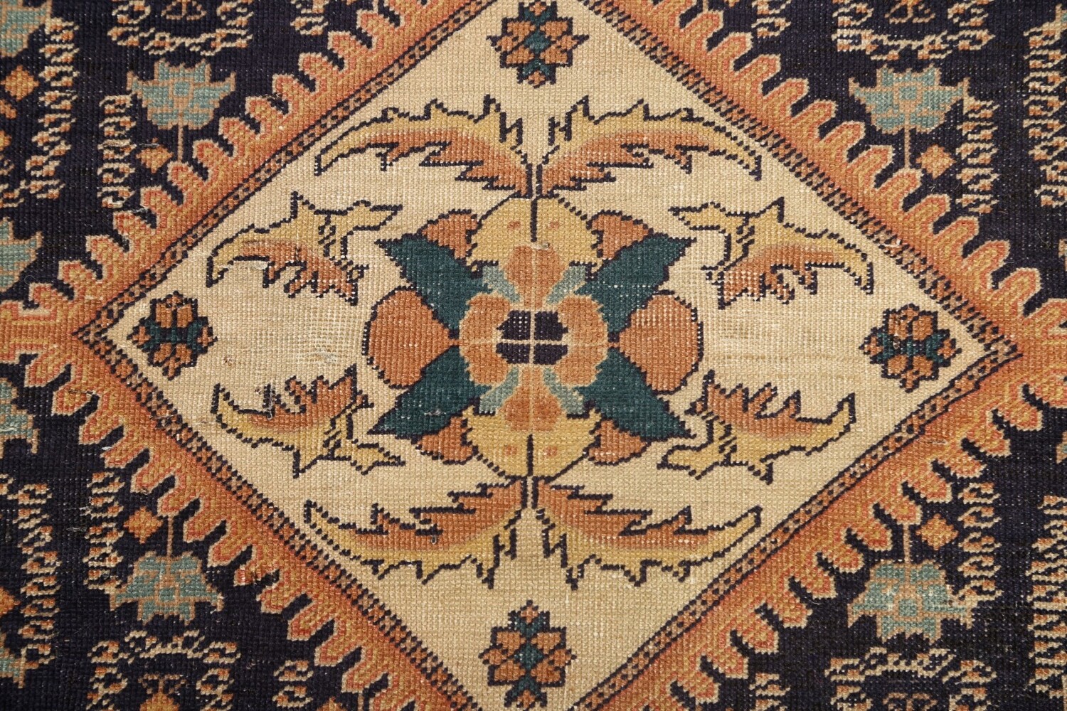 Antique 100% Vegetable Dye Sultanabad Persian Area Rug 4x5