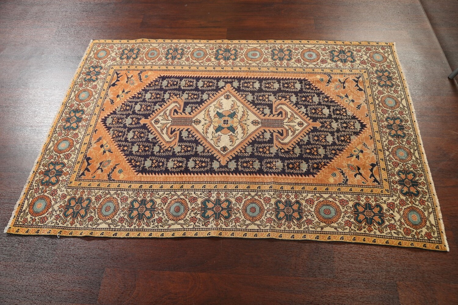 Antique 100% Vegetable Dye Sultanabad Persian Area Rug 4x5