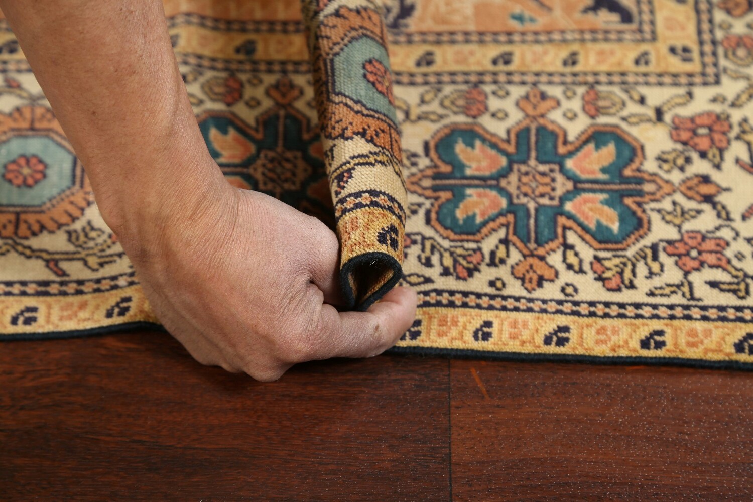 Antique 100% Vegetable Dye Sultanabad Persian Area Rug 4x5