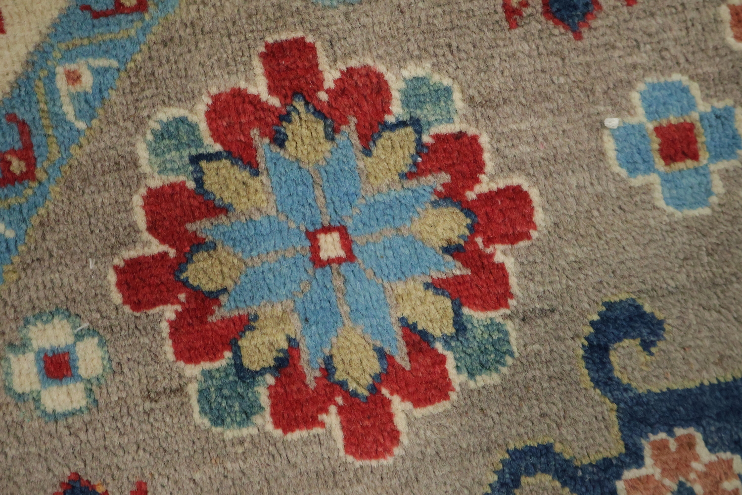 Geometric Kazak Oriental Area Rug 5x5 Round