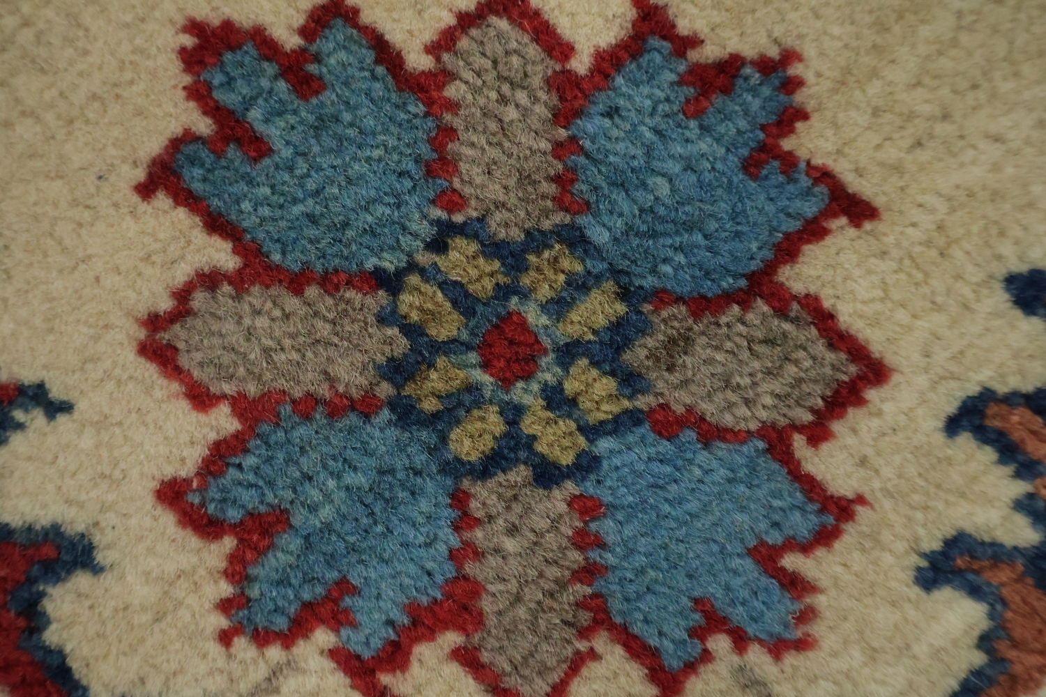 Geometric Kazak Oriental Area Rug 5x5 Round