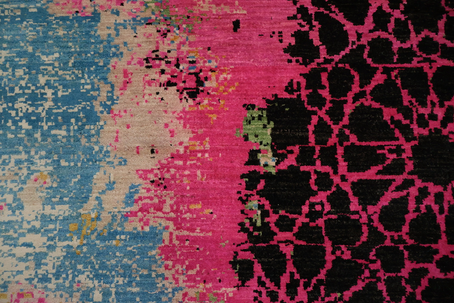 Abstract Patterned Rug in Bold and Bright Colors 8x10