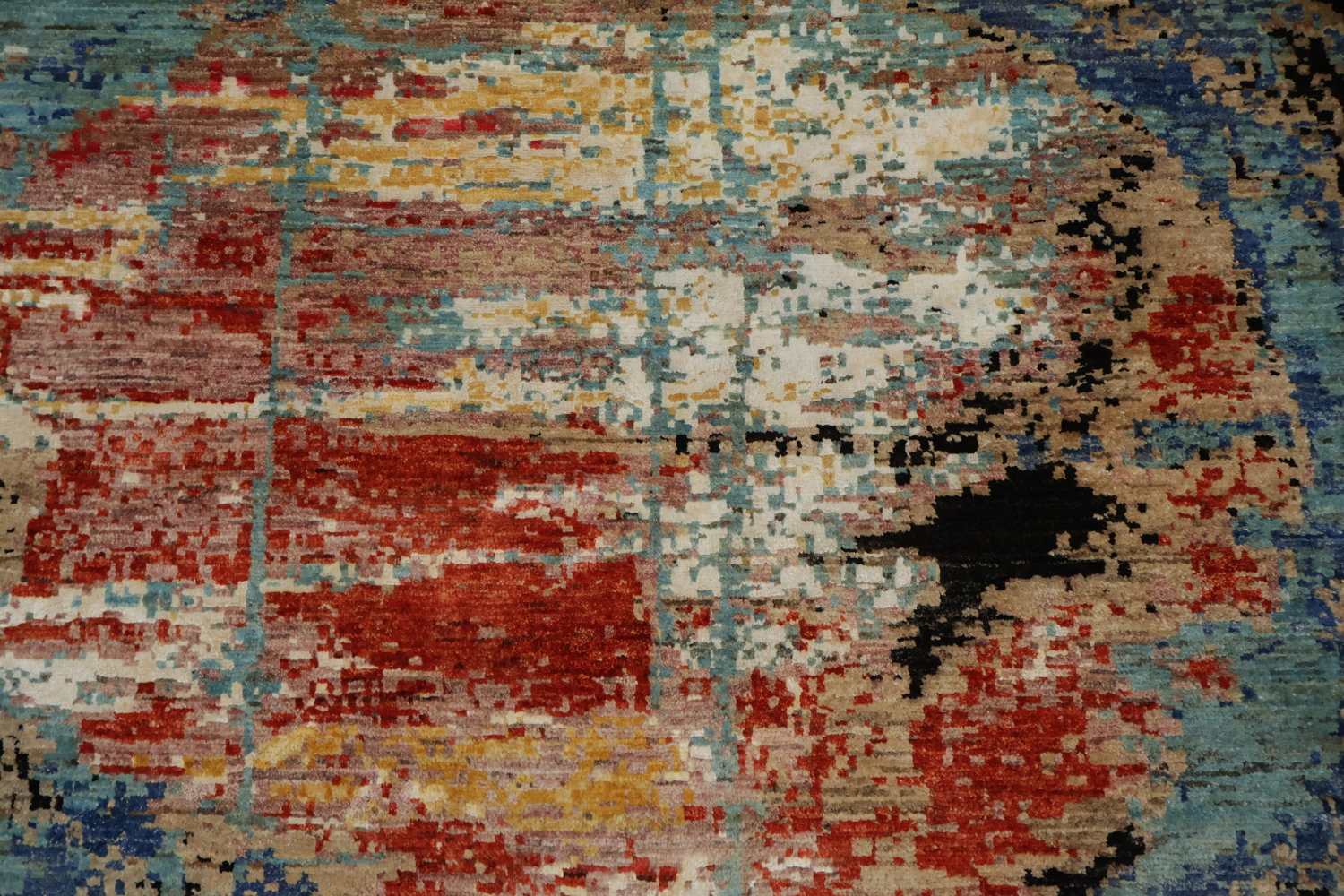 Contemporary Abstract Rug with Blue Circular Accents 5x7