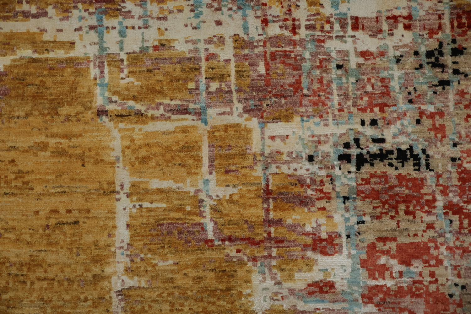 Contemporary Abstract Rug with Blue Circular Accents 5x7