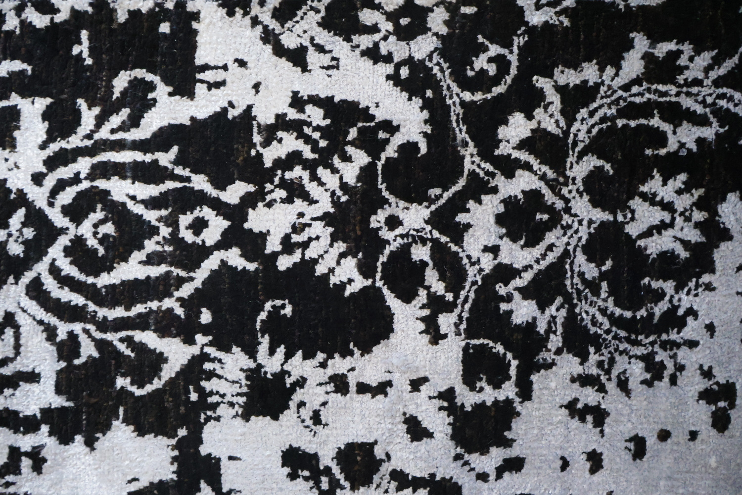 Contemporary Black and Silver Grey Runner Rug for Hallways 3x11 ft