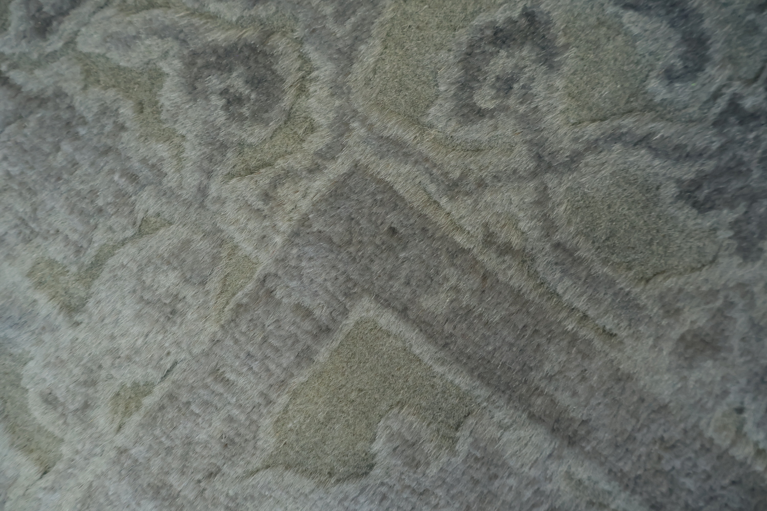 Distressed Look Silver Gray Hand-Knotted Area Rug 5x8