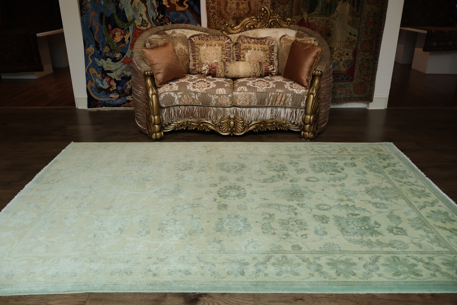 Chic and Neutral Wool and Silk Green Floral Rug for a Luxurious Home Environment 7x10
