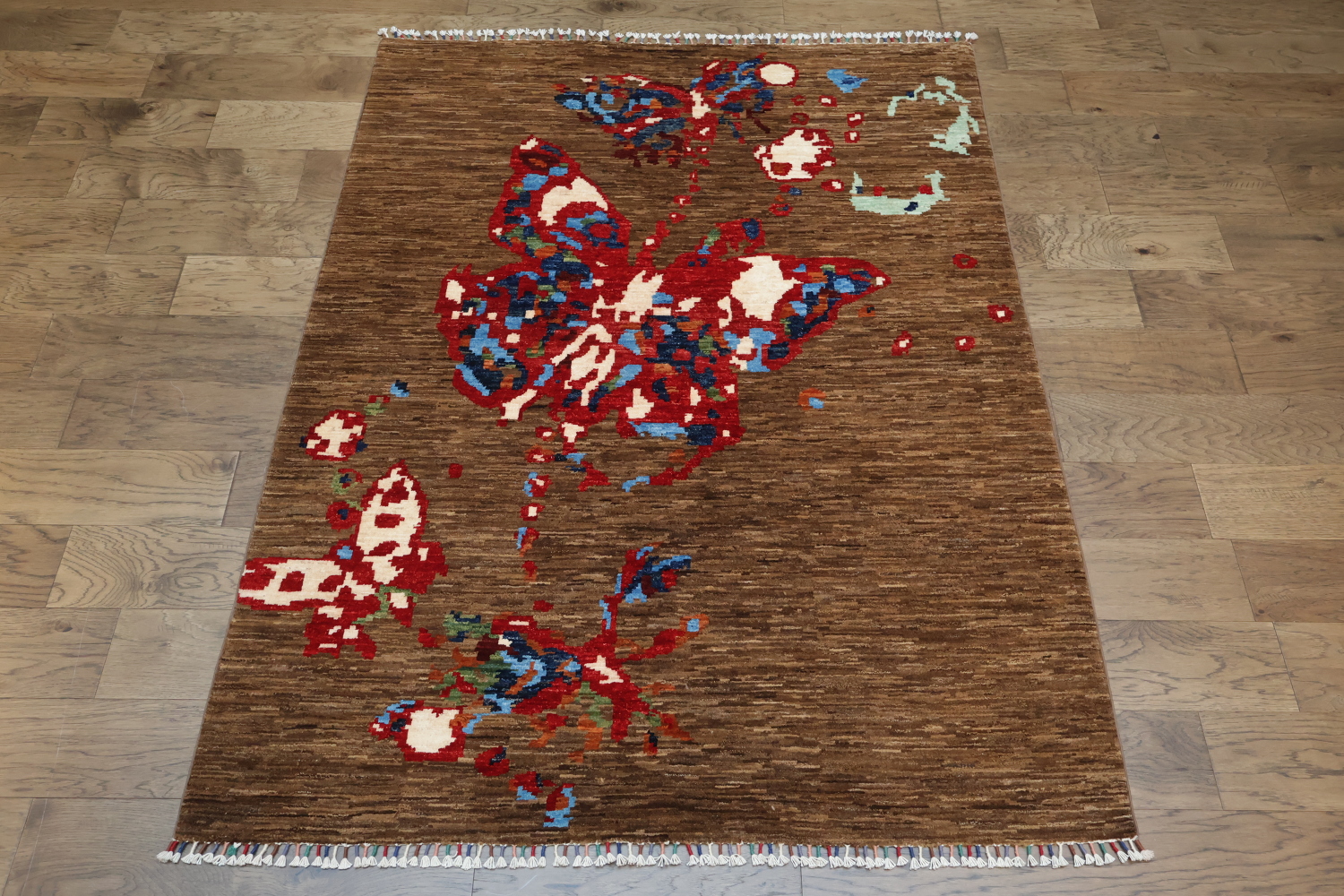 Contemporary Floral butterfly Burst Scatter Rug in Warm Brown Tones