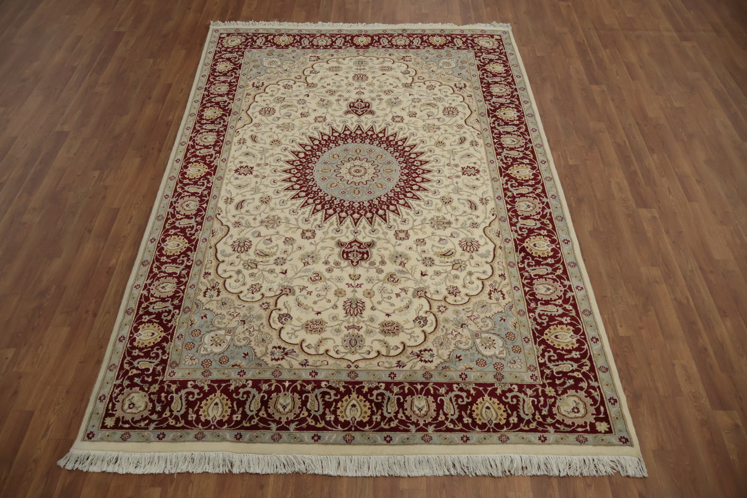 Traditional Elegance: Red and Beige Persian Medallion Area Rug 6x9